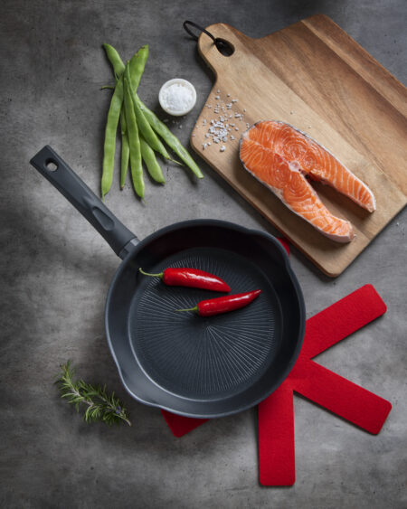 Izzy NonStick Frying Pan 20cm Cayenne
